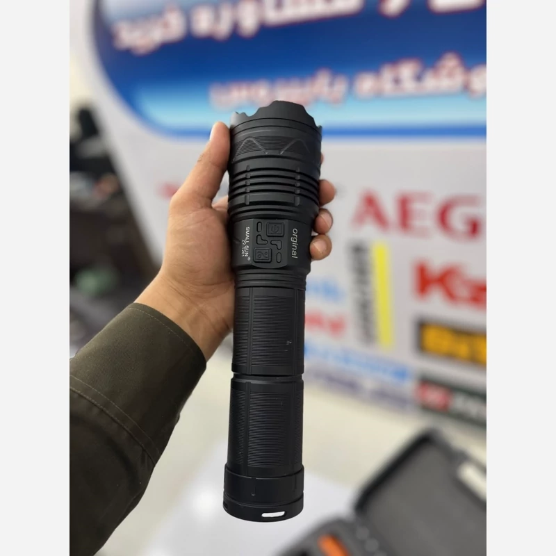 چراغ قوه زوم دار با برد 1000 متر اسمال سان T261 (پس کرایه)