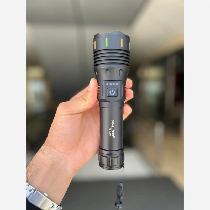 چراغ قوه اسمال سان T700 (پس کرایه)