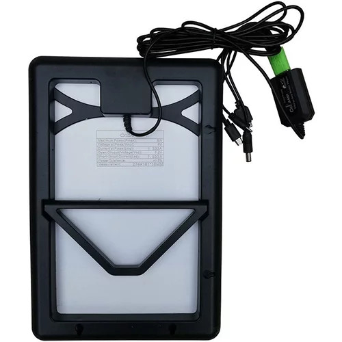 شارژر خورشیدی سی سی لمپ مدل CL-680 ظرفیت 8 وات