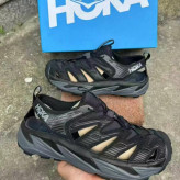 صندل آبنوردی مردانه هوکا HOKA (اورجینال)