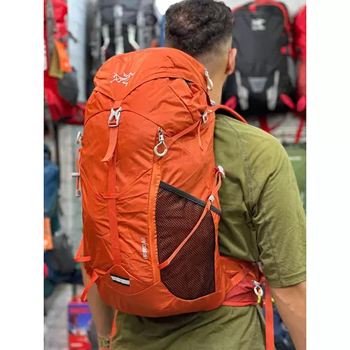 کوله پشتی کوهنوردی 40 لیتری ارکتریکس مدل ARRIO 40