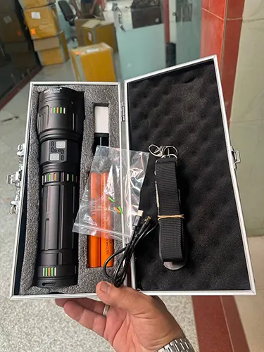 چراغ قوه اسمال سان ZY-G600