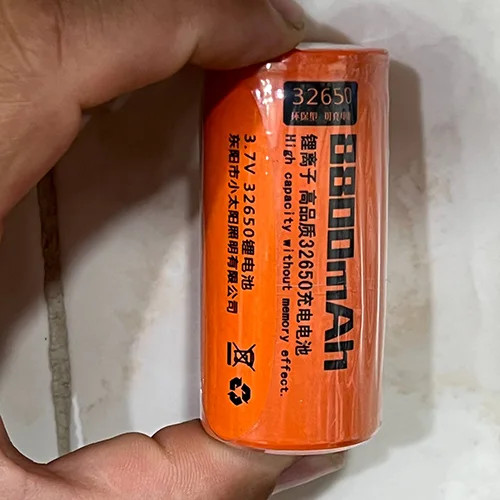 باتری لیتیومی شارژی اسمال سان 8800mAh مدل 32650 حرفه ای