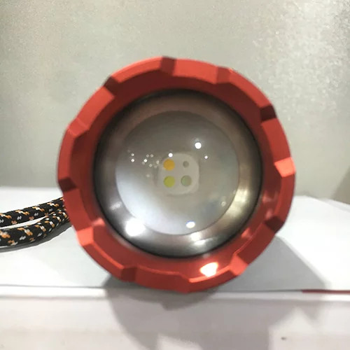 چراغ قوه پلیسی زومدار چهار لامپه MULTI-FUNCTIONAL کیفیت عالی