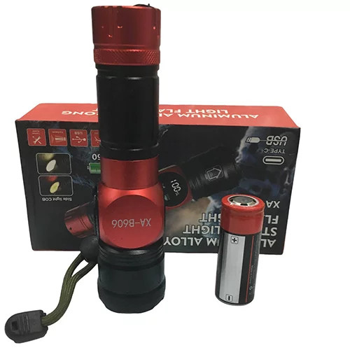 چراغ قوه دستی زومدار مدل XA-B606 کیفیت عالی
