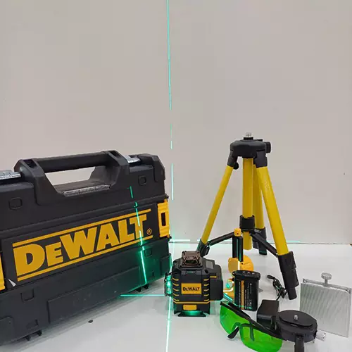 تراز لیزری لمسی 16 خط سه بعدی نور سبز دیوالت DEWALT مدل 4D-360 کیفیت عالی
