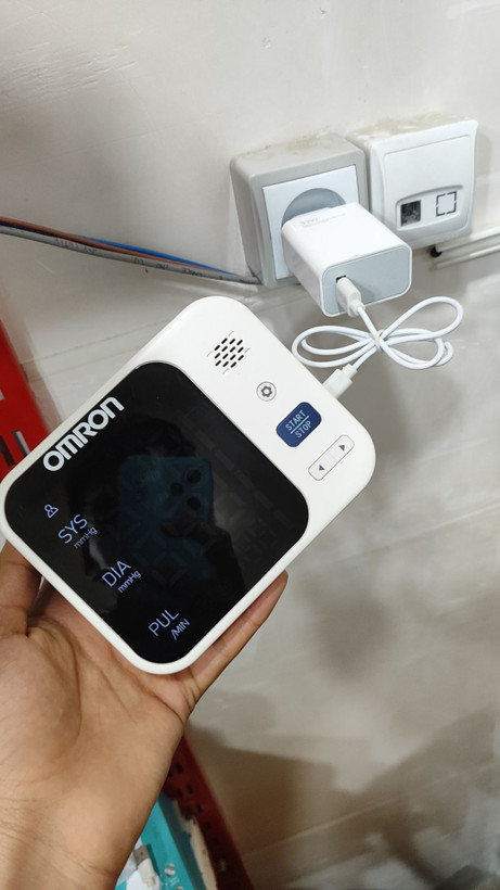 فشار سنج امرون مدل OMRON MG-2027 درجه یک