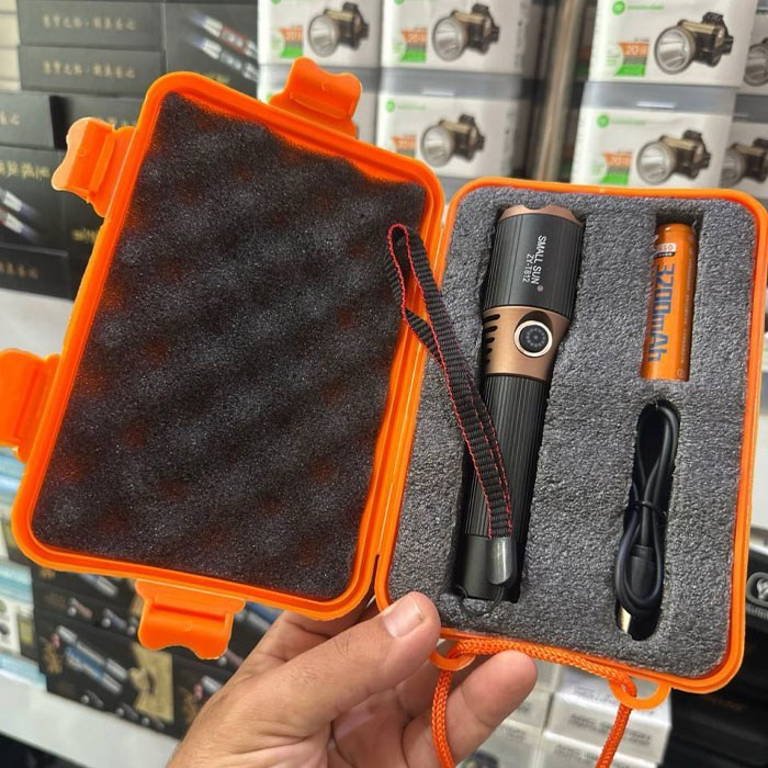 چراغ روشنایی قابل حمل Small Sun T812 برای استفاده در فضای باز