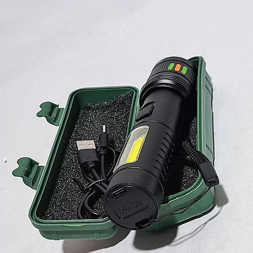 چراغ دستی اسمال سان ZY-618 مناسب سفر و طبیعت‌گردی